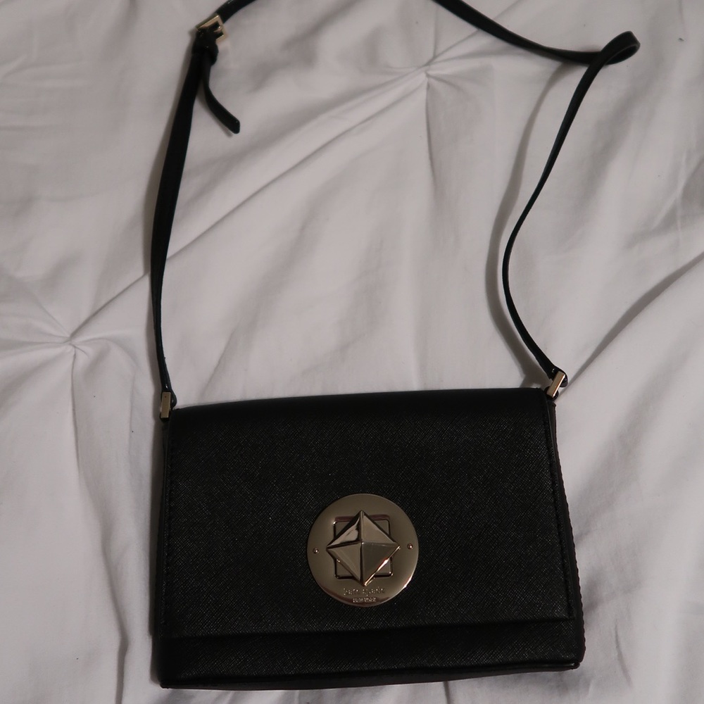 Kate Spade crossbody clutch